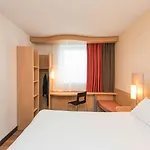 Ibis Belval 3*
