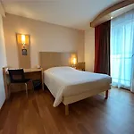 Ibis Belval