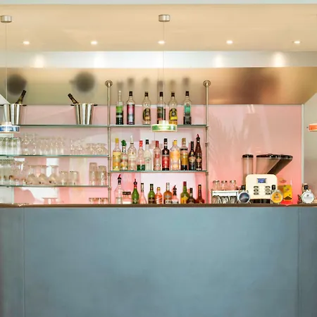 Ibis Belval 3*