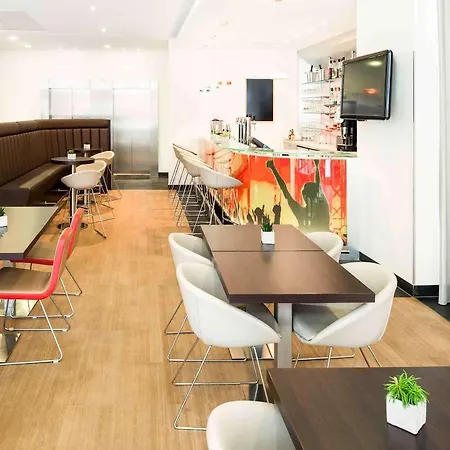 Ibis Belval Отель