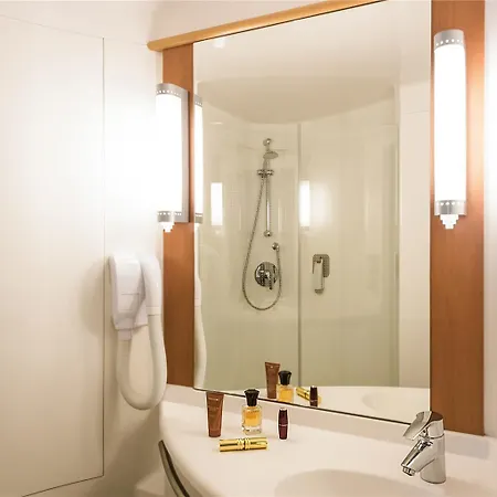 ホテル Ibis Belval 3*