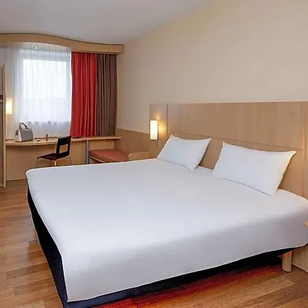 Hotel Ibis Belval 3*