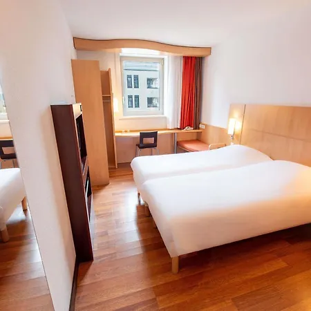 Ibis Belval Hotel 3*