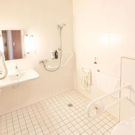 Hotel Ibis Belval