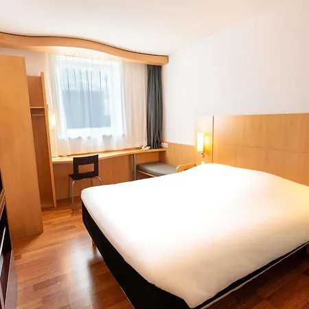 Ibis Belval 3*