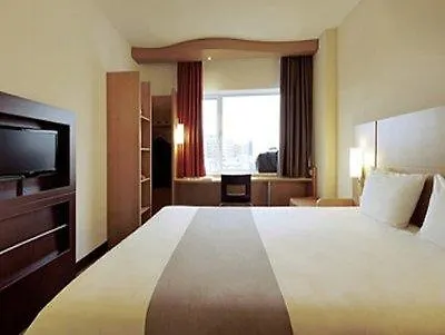Ibis Belval