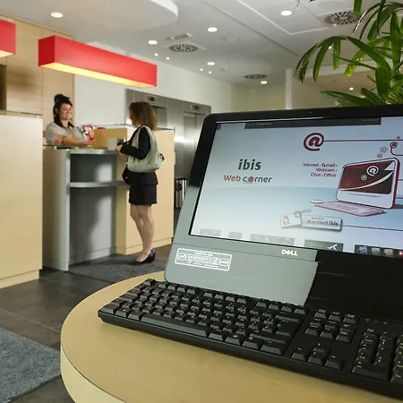 Szálloda Ibis Belval 3*