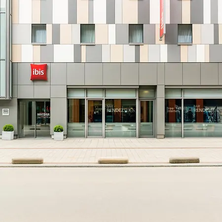 Ibis Belval