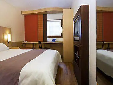 Ibis Belval