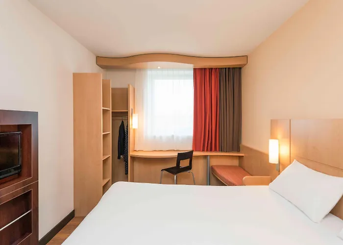 Ibis Belval 3*