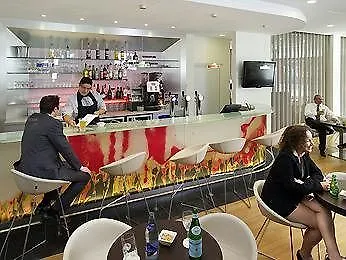 埃施比尔瓦宜必思酒店 酒店 阿尔泽特河畔埃施